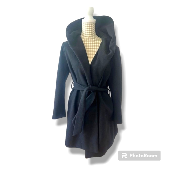 FREE SHIPPING 📬 Zara Hooded Belted Black Coat XSmall - Picture 1 of 7